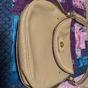 Marc Jacobs Cream Patent Leather Shoulder Bag